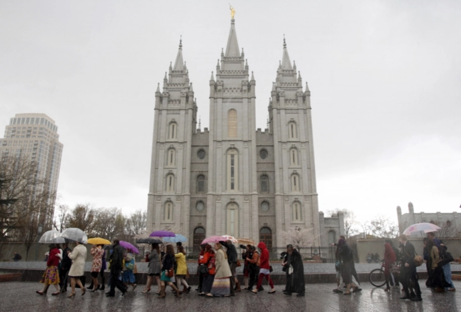 前摩门教传教士企图改变一位牧师的信仰后找到了耶稣