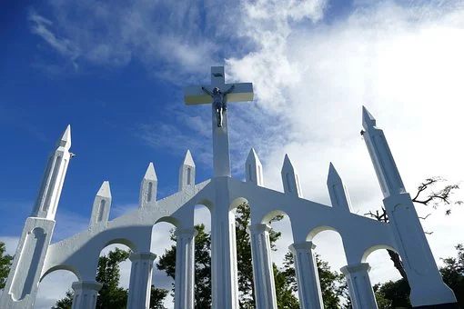 怎样分辨异端和邪教？